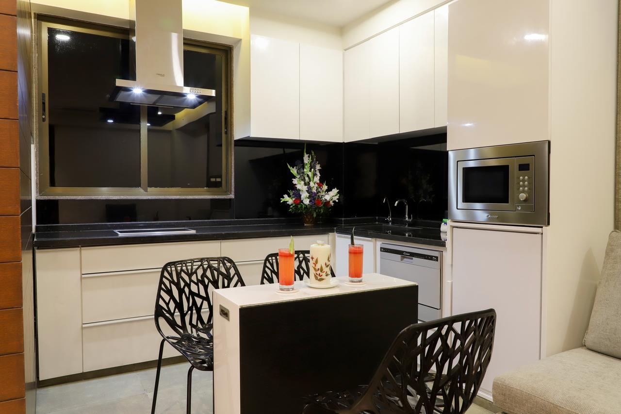 Hotel Ebony Residency Ahmedabad Esterno foto